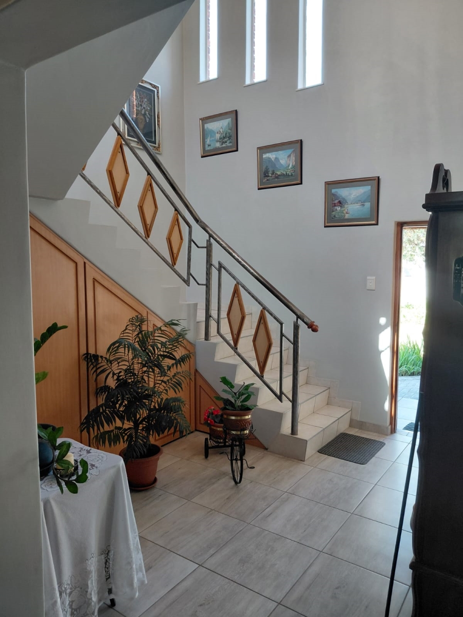 4 Bedroom Property for Sale in Fichardt Park Free State